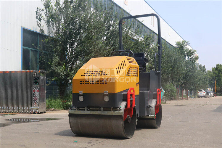 小型壓路機輪胎如何防老化？保養比什么都重要